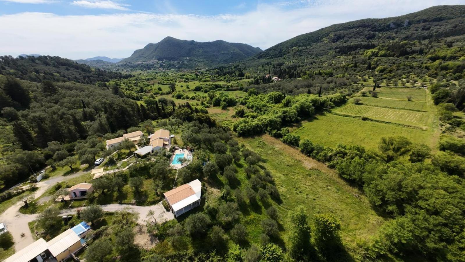 Holiday Home Matthaeus Am Corfutrail, Ferienoase Im Olivenhain 3 Km Zum Meer Giannádes Extérieur photo